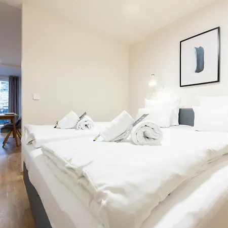 Bright Zentrum-west Stadion - Neueroeffnung - New Opening Aparthotel *