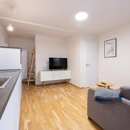 Bright Zentrum-west Stadion - Neueroeffnung - New Opening Aparthotel